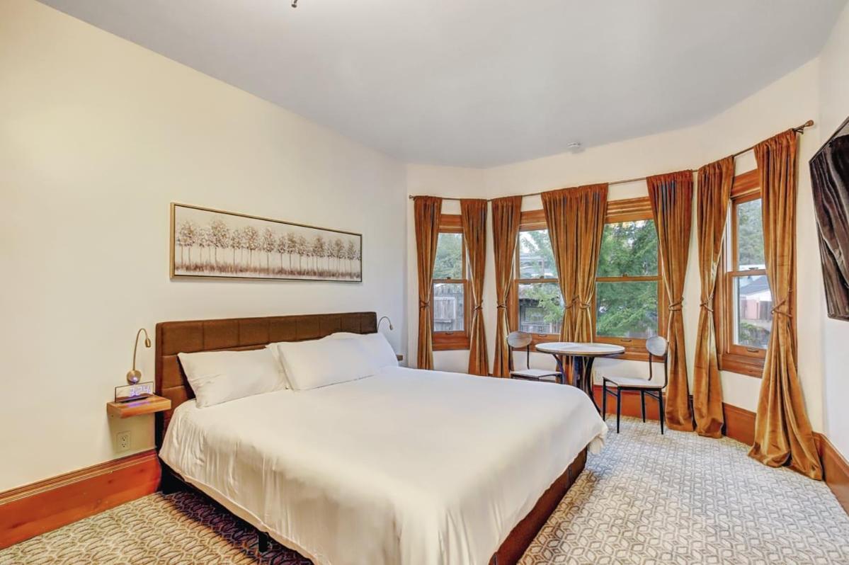 Golden Dreams Inn Grass Valley Rom bilde